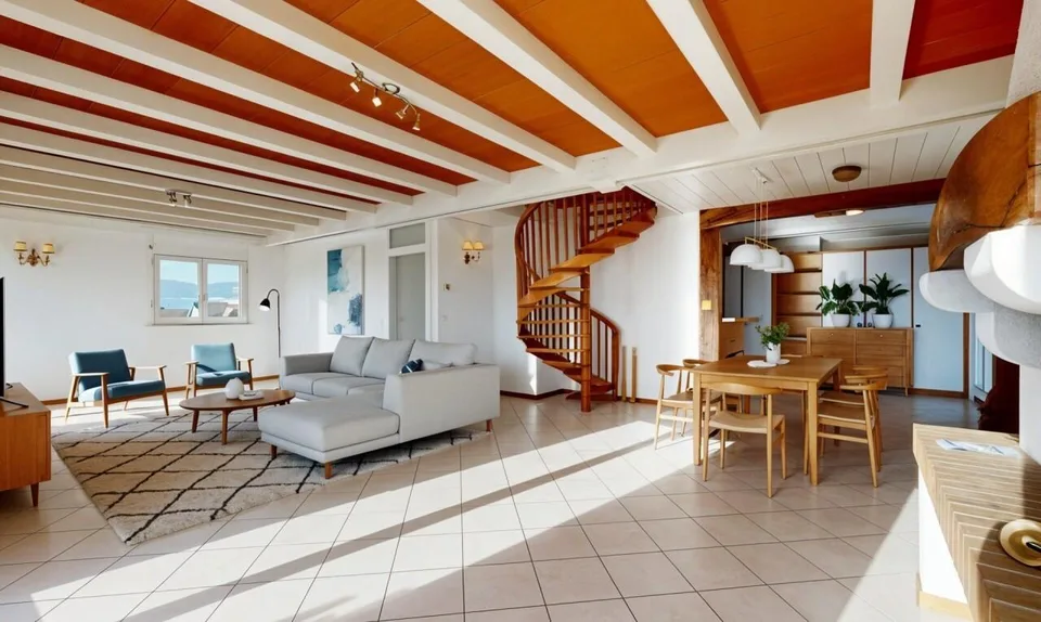 Spacious and bright attic duplex with open views