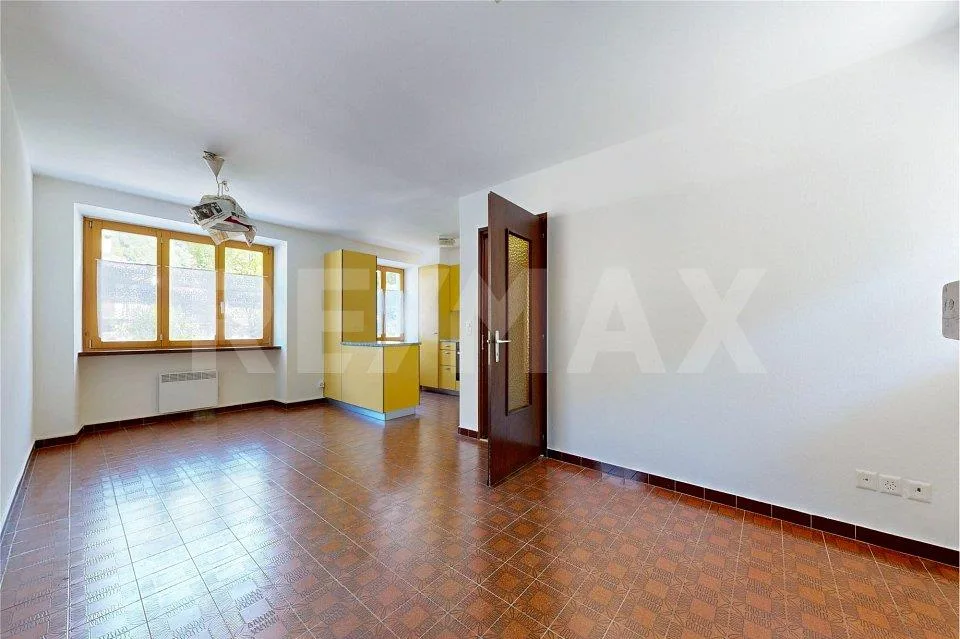 Ampia casa con balconi panoramici e posto auto coperto – photo 9 sur 13