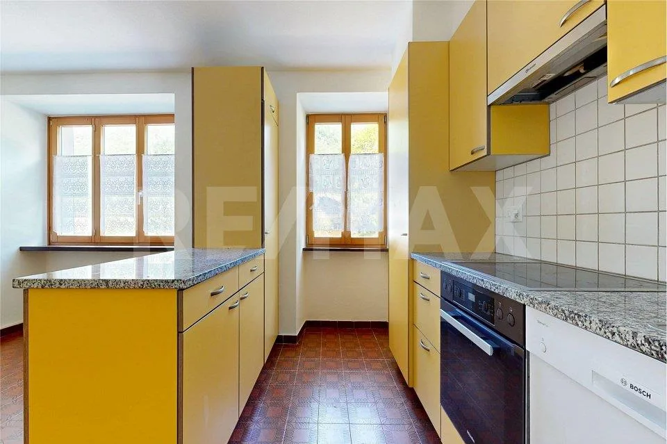Ampia casa con balconi panoramici e posto auto coperto – photo 6 sur 13