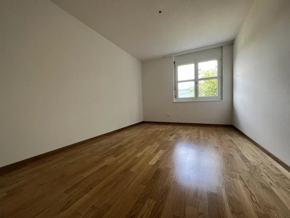 Helle 4½-Zimmerwohnung / appartement lumineux de 4½ pièces – photo 9 sur 11