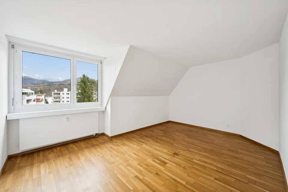 Gemütliche 3,5 Zimmer-Dachwohnung im Ortszentrum von Aesch – Foto 7 von 11