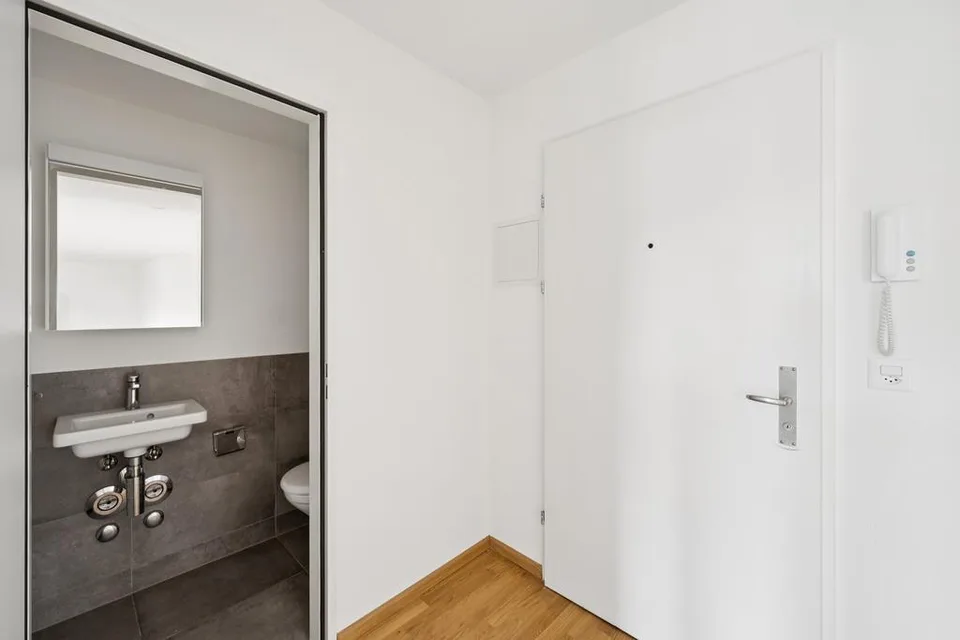 Gemütliche 3,5 Zimmer-Dachwohnung im Ortszentrum von Aesch – Foto 8 von 11