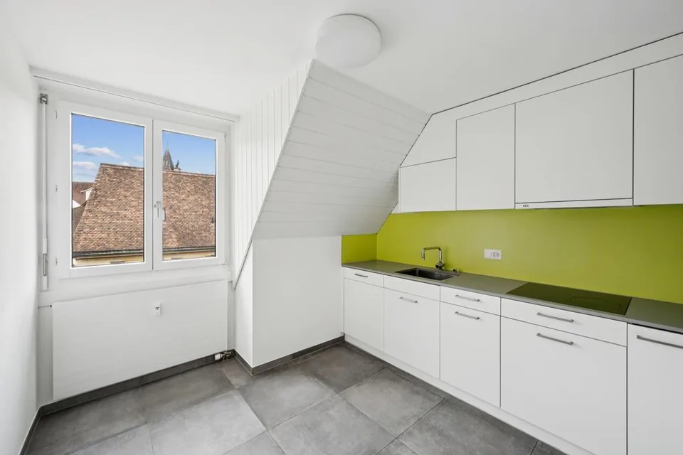 Gemütliche 3,5 Zimmer-Dachwohnung im Ortszentrum von Aesch