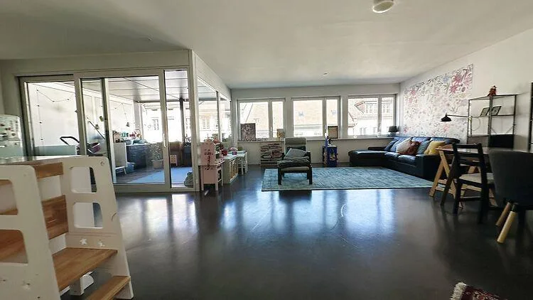 APPARTEMENT 4 PIÈCES À BIEL/BIENNE (BE), MEUBLÉ