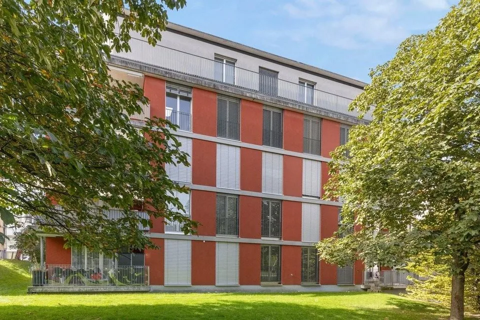 Grosszügiges Wohnen in Lachen
