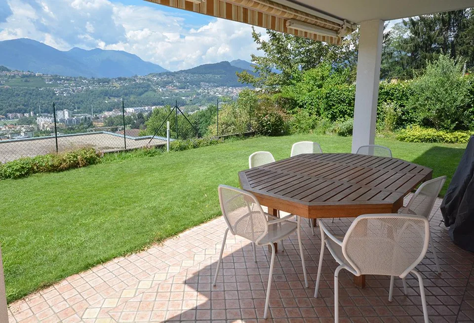 Belle villa avec vue sur le lac et le panorama montagnard - Albonago (Lugano) – photo 8 sur 9