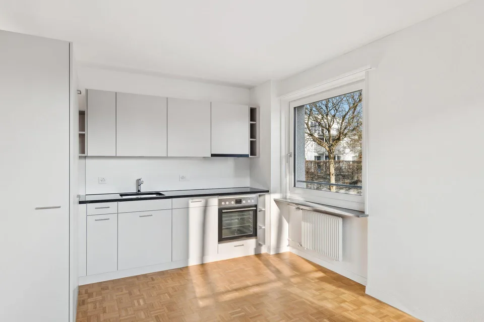 Grosszügige 4.5-Zimmerwohnung beim Zentrum Paul Klee