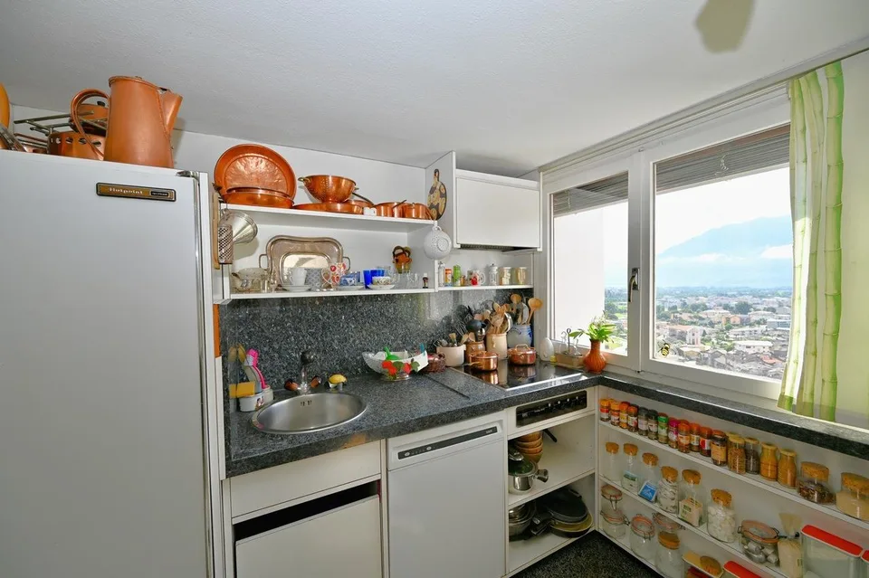 5.5 Zimmer Einfamilienhaus in Losone – Foto 7 von 12