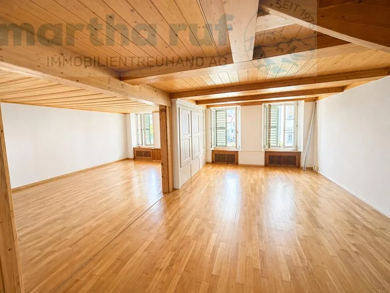 Altstadtjuwel Grosszügige und stilvolle 4.5-Zimmer-Maisonettewohnung