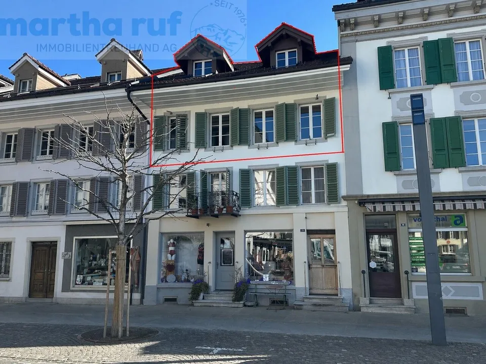 Altstadtjuwel Grosszügige und stilvolle 4.5-Zimmer-Maisonettewohnung