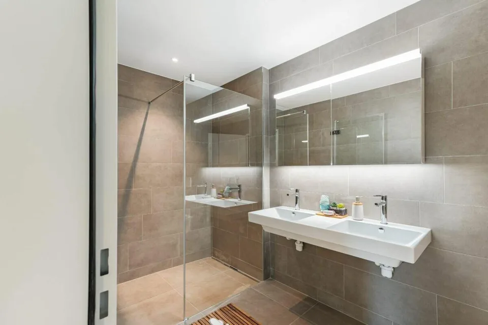Appartement attique spacieux 3.5 pièces - 90% vendu!