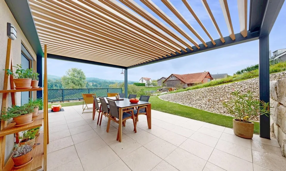 Nuova casa indipendente con garage e vista libera!