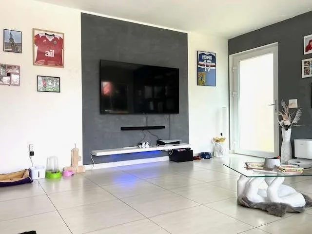 Signorienwohnung mit Terrasse und Garten