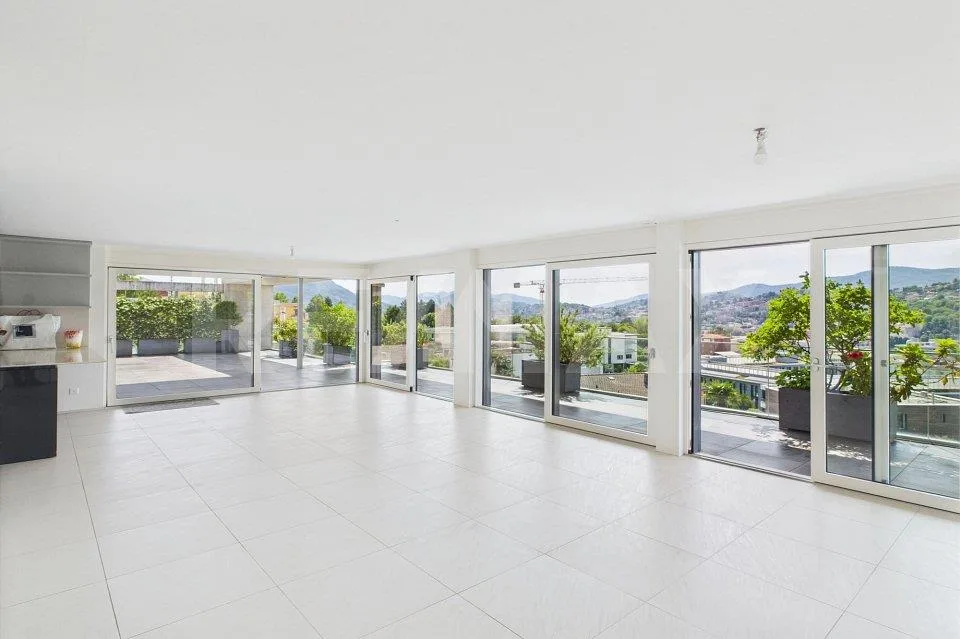 Residenza Vedò - Elegante attico con grandissima terrazza coperta