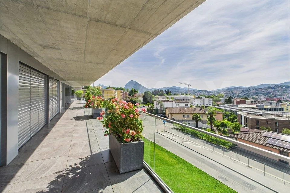 Residenza Vedò - Elegante attico con grandissima terrazza coperta