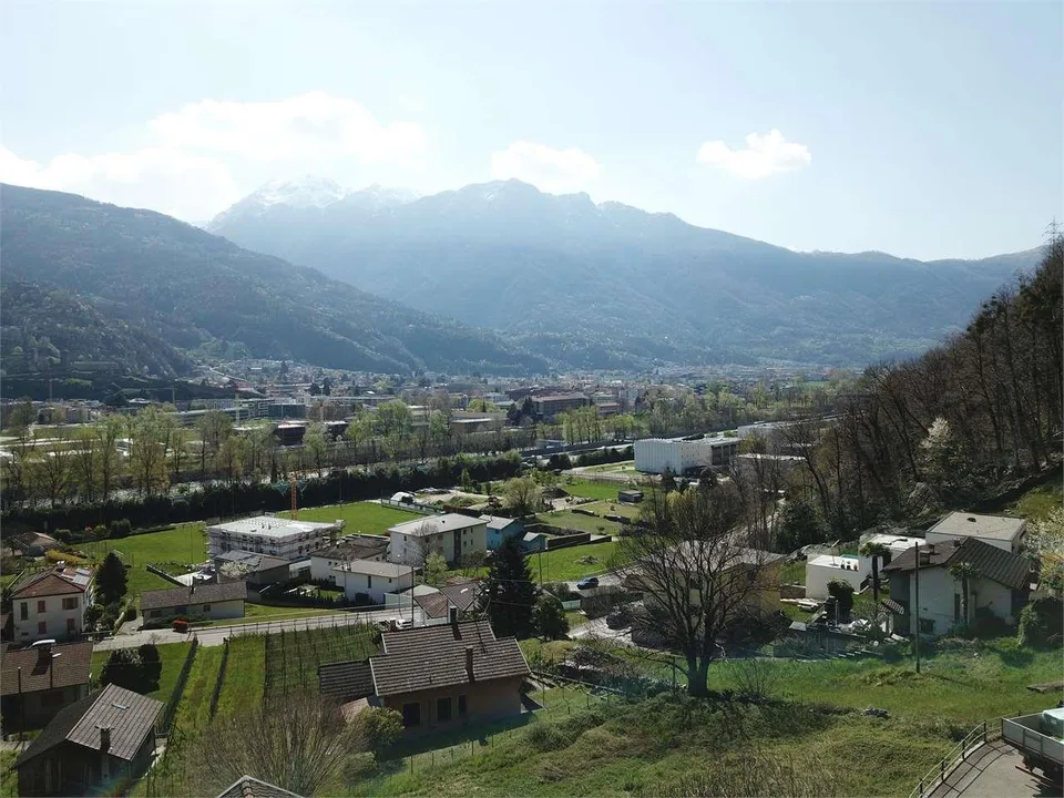 Villa in bevorzugter Lage mit Burgblick – Foto 7 von 7