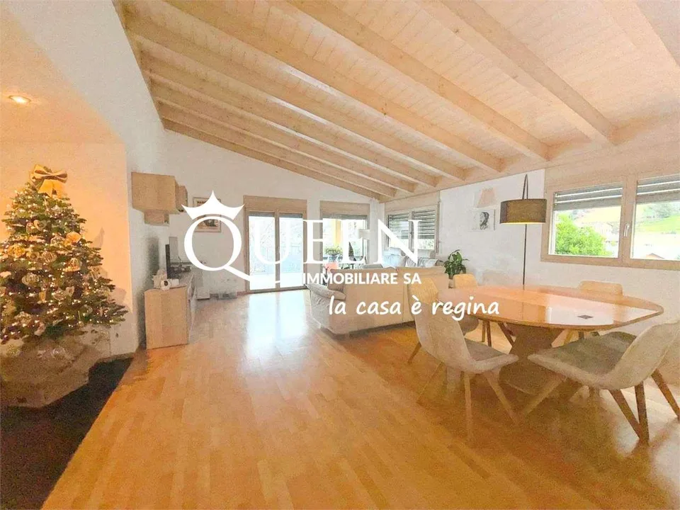 Capolago: exclusive penthouse apartment with lake view, 5.5 rooms, 223 sqm with terrace