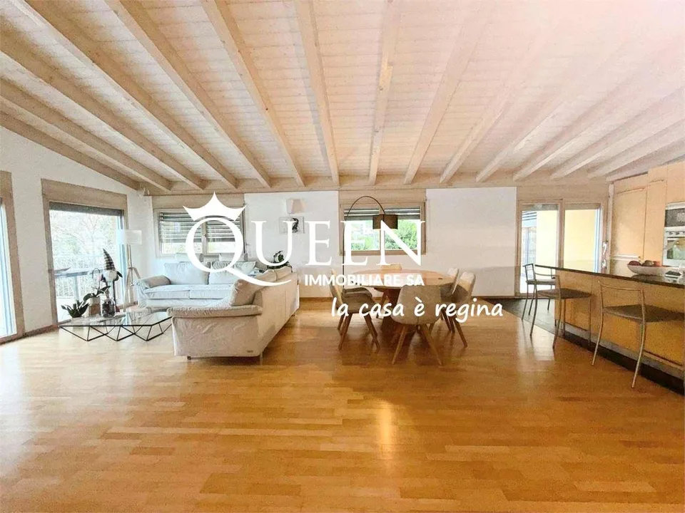 Capolago: exclusive penthouse apartment with lake view, 5.5 rooms, 223 sqm with terrace