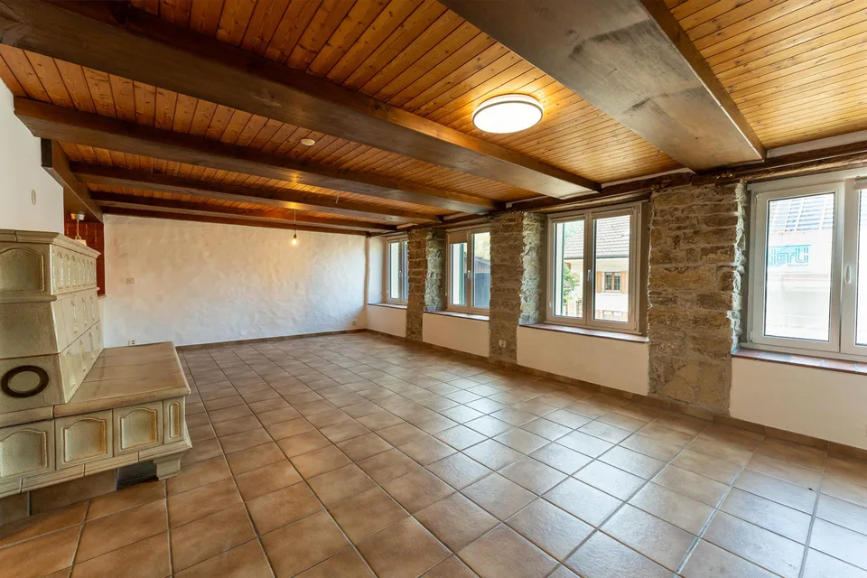 Casa spaziosa con potenziale
