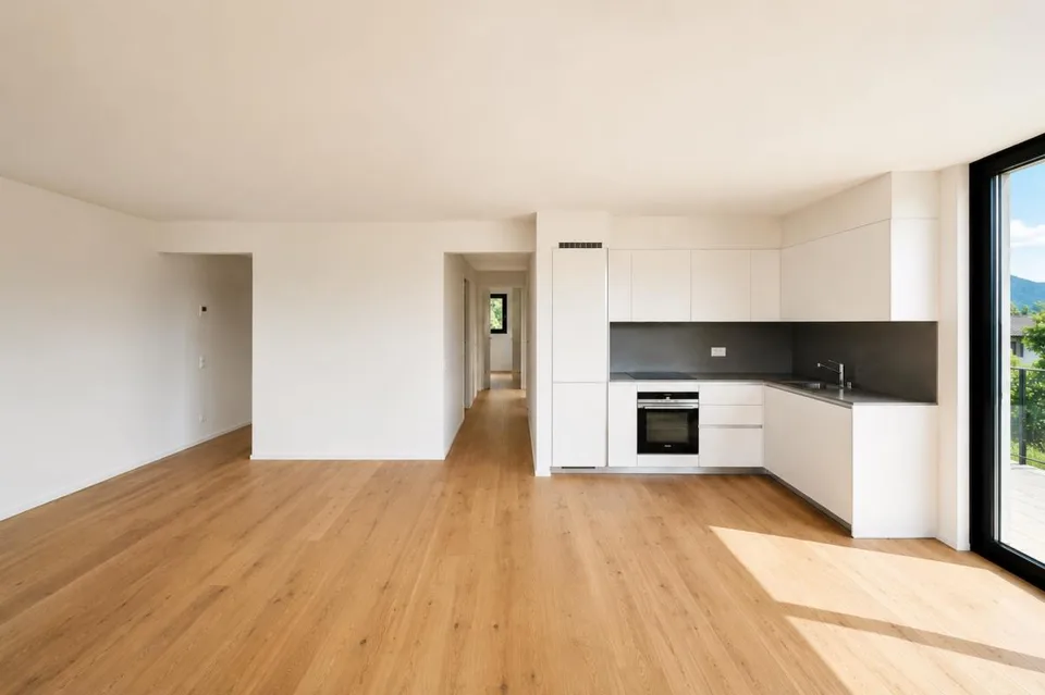 Pura - Elegantisches 4,5-Zimmer-Dachgeschoss mit großer überdachter Terrasse und Seeblick