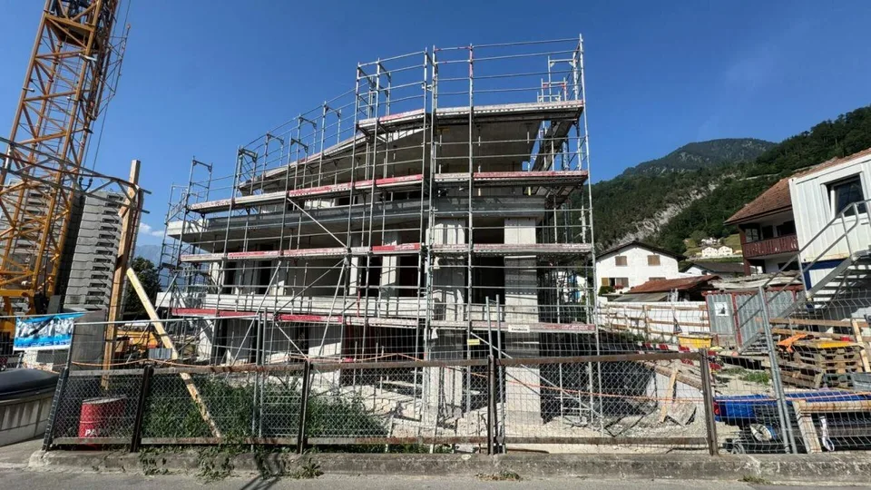 Exklusive Gartenwohnung mit viel Privatsphäre - 5.5 Zimmer in Trimmis