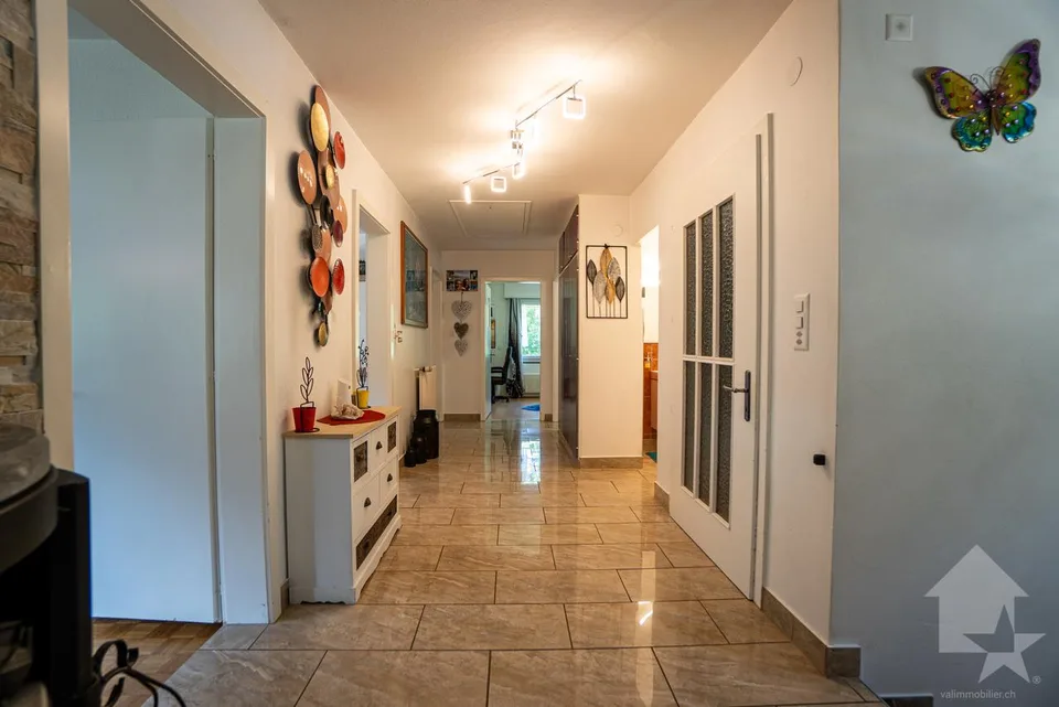 Geräumige renovierte Villa im Zentrum des Tals, an Ausländer verkäuflich – Foto 6 von 30