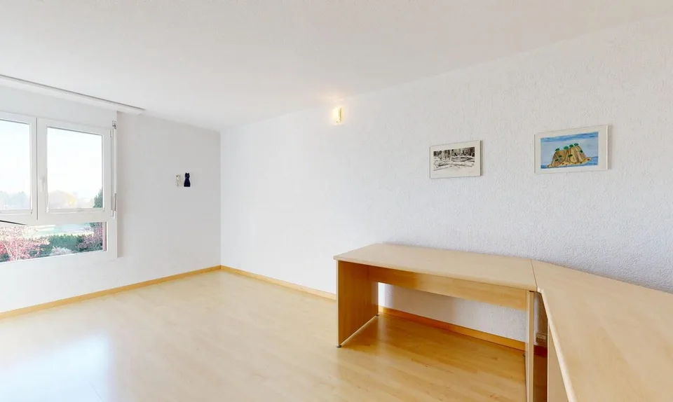 Casa a schiera affascinante con 4,5 stanze e possibilità di espansione
