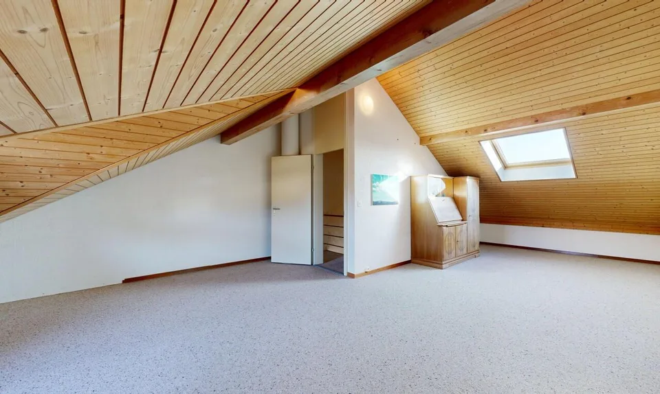 Charmantes Reihenhaus mit 4.5 Zimmern und Erweiterungsmöglichkeit – Foto 10 von 20