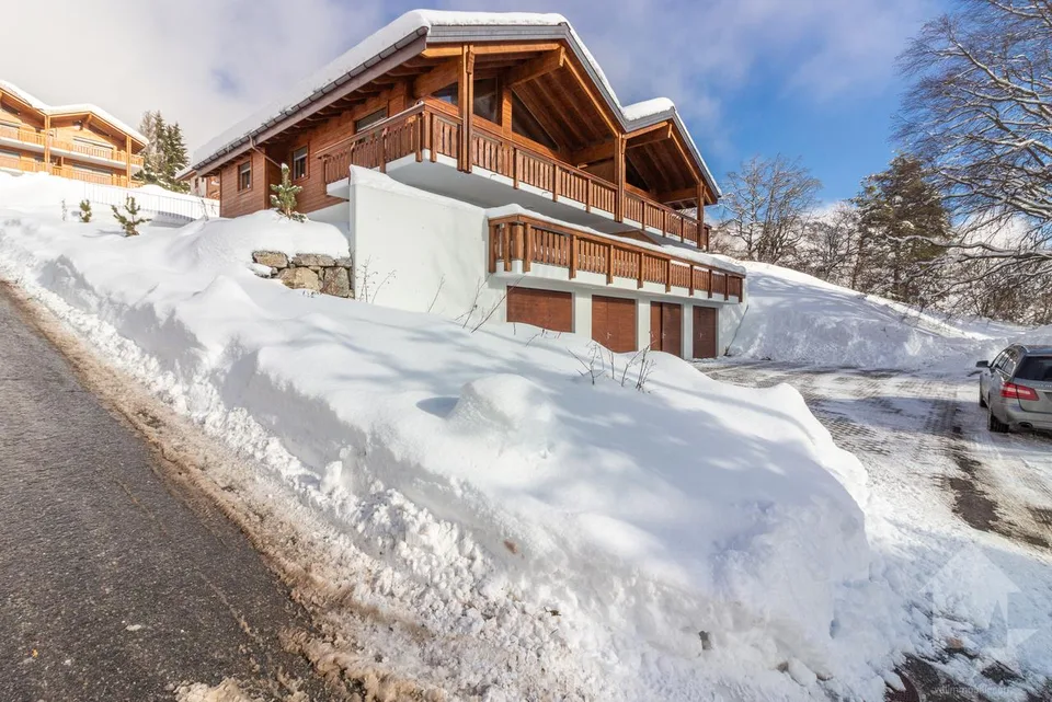 Magnifique appartement neuf de 3.5 pièces à côté d'une forêt