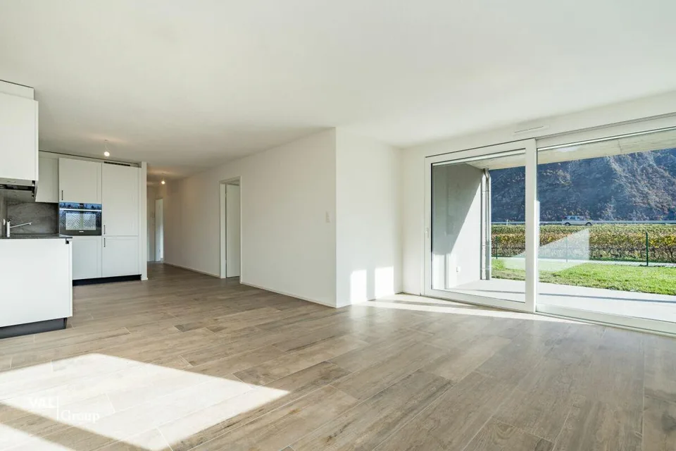 Élégant 3.5 pièces neuf, alliant confort et luminosité avec terrass...