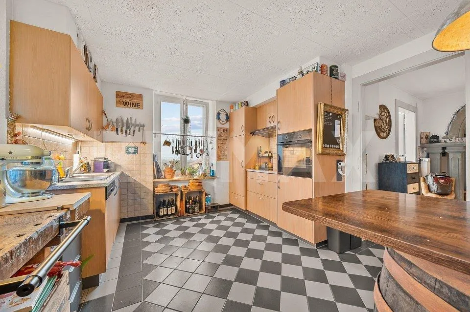 Living together: 3 apartments and unique charm