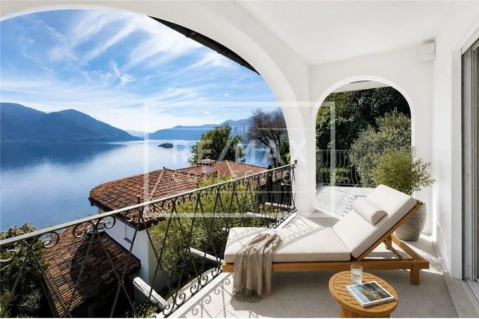 Villa di 4 locali ad Ascona con vista lago a 180°