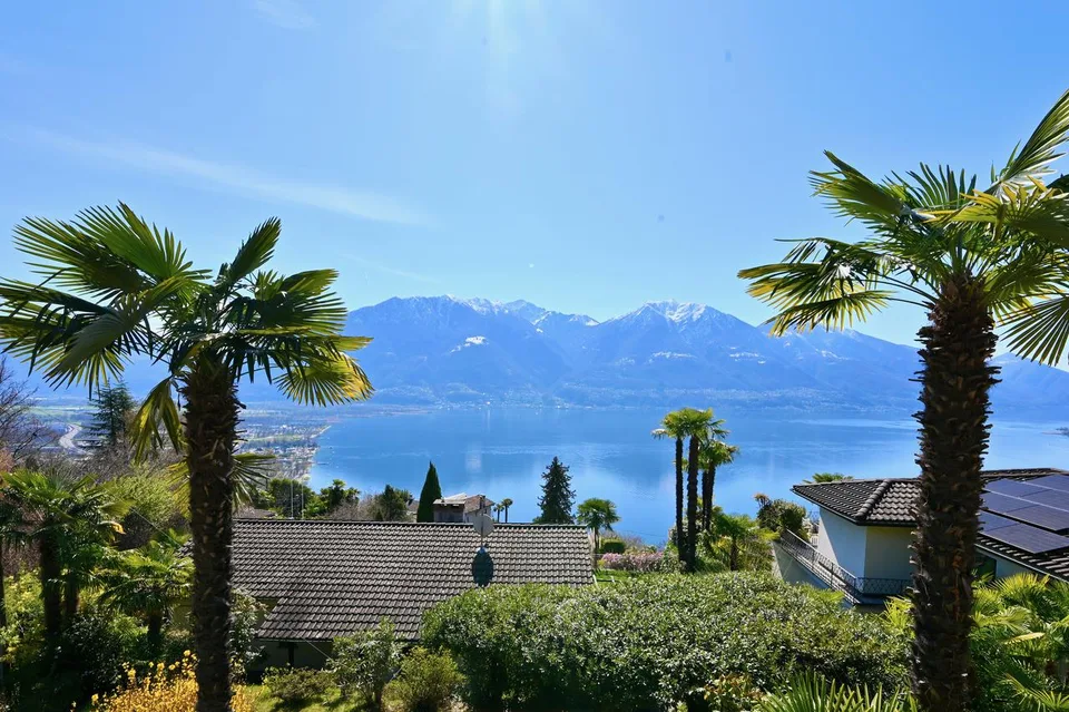 REIHENMITTELHAUS MIT SEESICHT, ABSOLUTER RUHE UND GEMEINSCHAFTS-POOL – Foto 13 von 19
