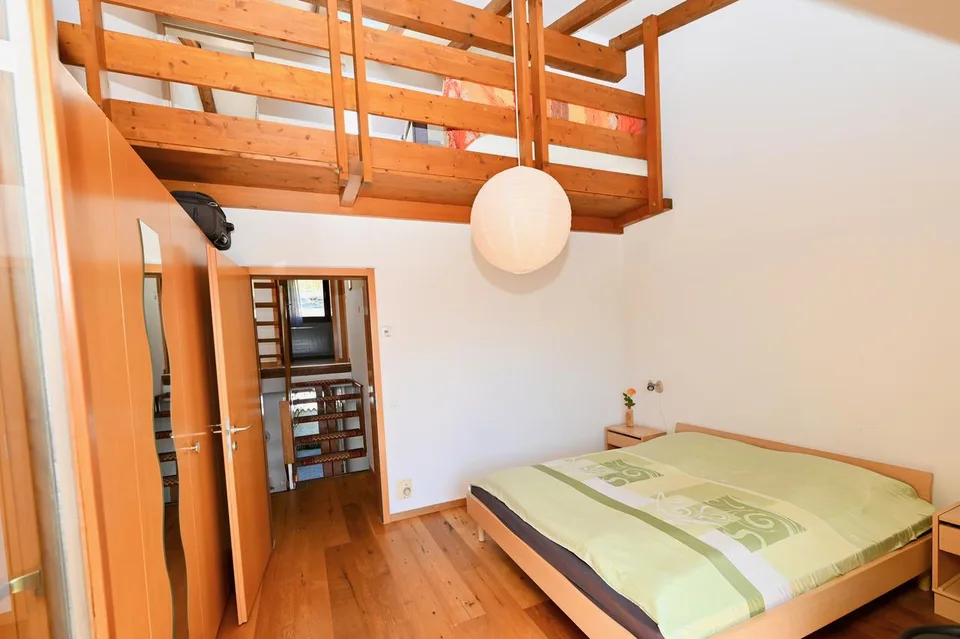 REIHENMITTELHAUS MIT SEESICHT, ABSOLUTER RUHE UND GEMEINSCHAFTS-POOL – Foto 14 von 19