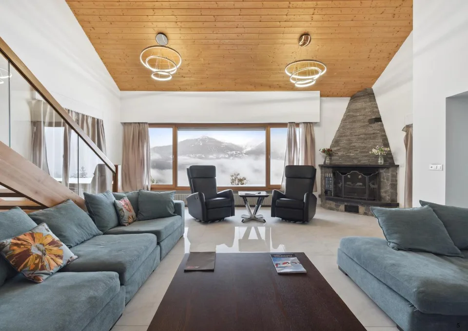 Villa d’exception de 6.5 pièces – 258 m² avec panorama alpin majest...