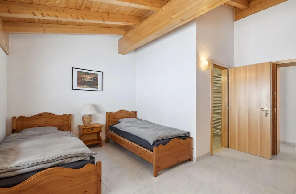 Villa d'exception de 6.5 pièces - 258 m² avec panorama alpin majestueux – photo 7 sur 10
