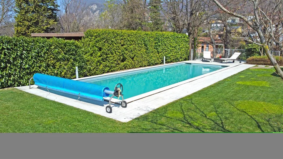 Mendrisio, raffinata villa singola con piscina