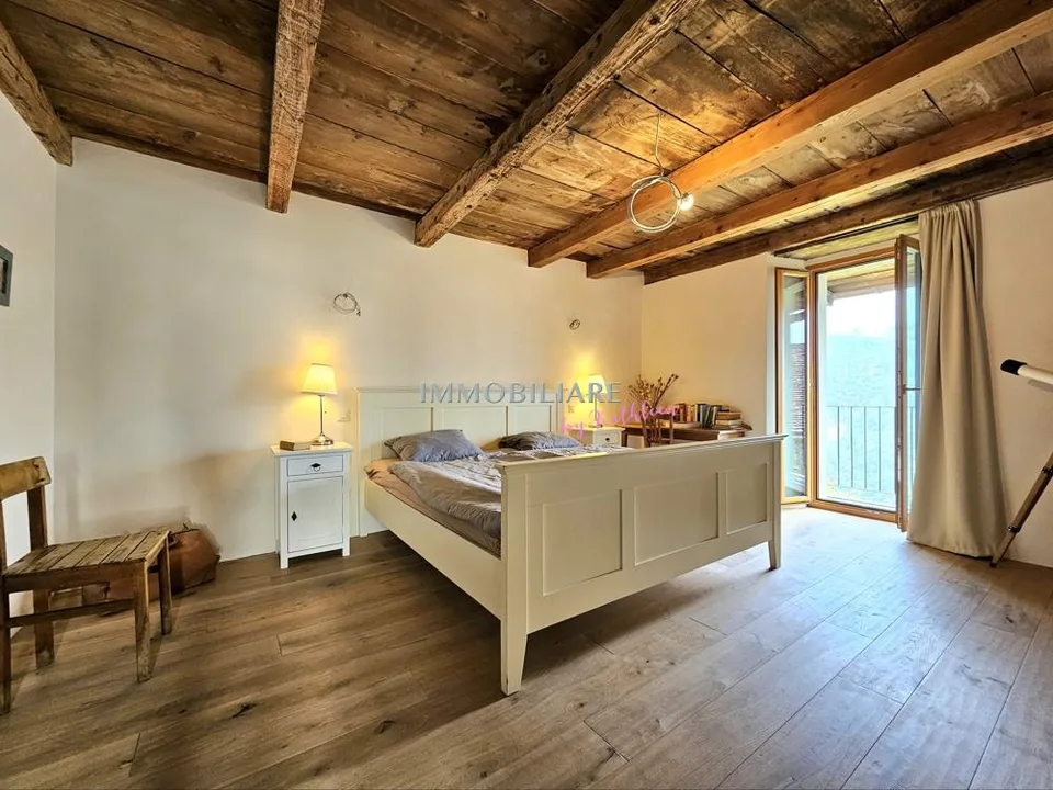 Edles Tessinerhaus in paradiesischer Lage: Weitblick, Sonne, Ruhe – Foto 11 von 23