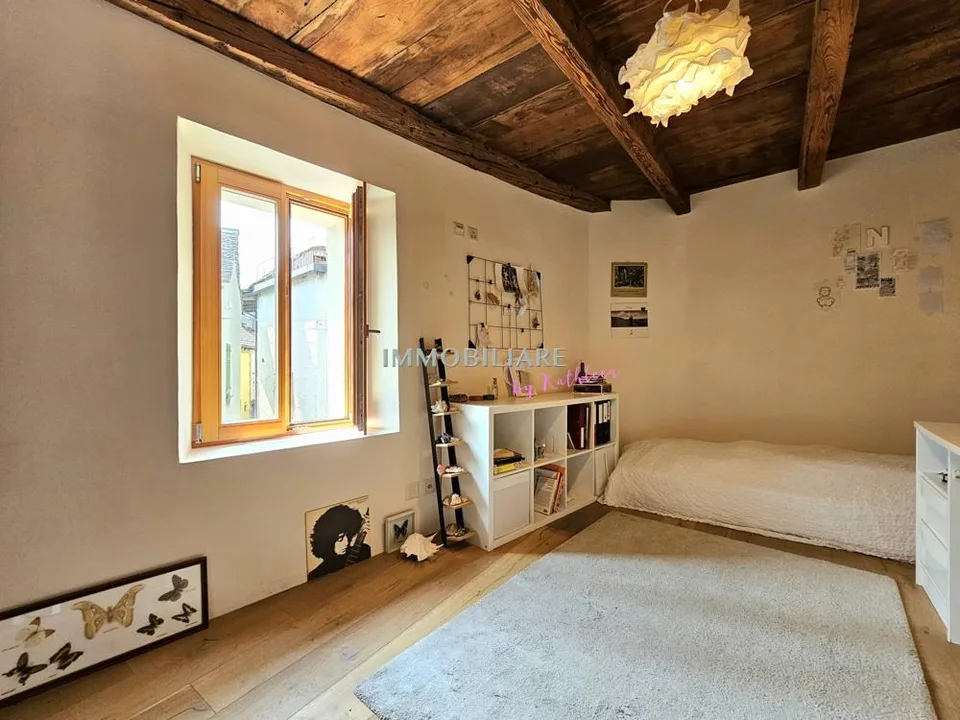Edles Tessinerhaus in paradiesischer Lage: Weitblick, Sonne, Ruhe – Foto 14 von 23