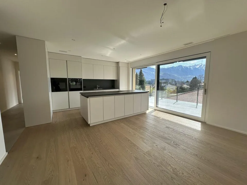 Appartamento attico di 4,5 locali con una vista meravigliosa