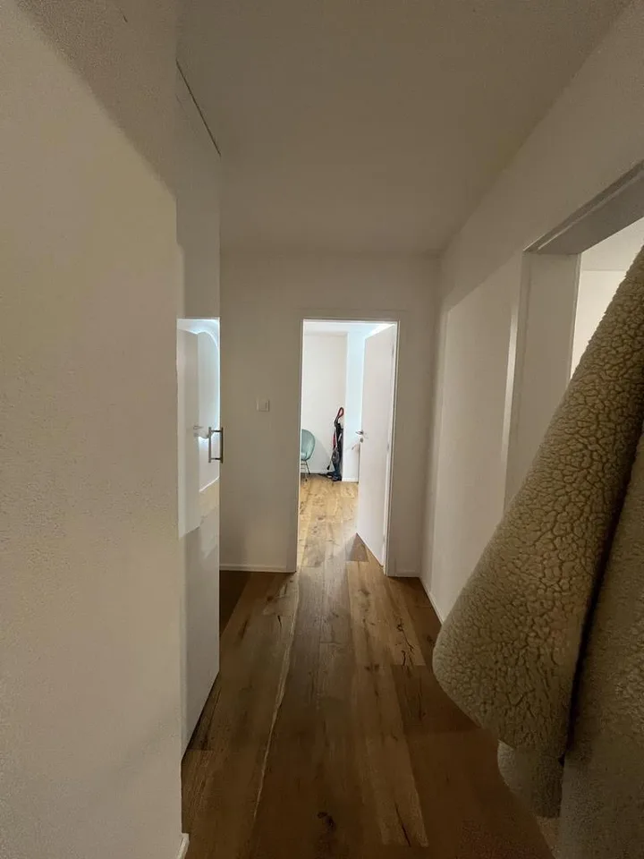 Helle und modern ausgestattete 3-Zimmer-Wohnung mit Balkon