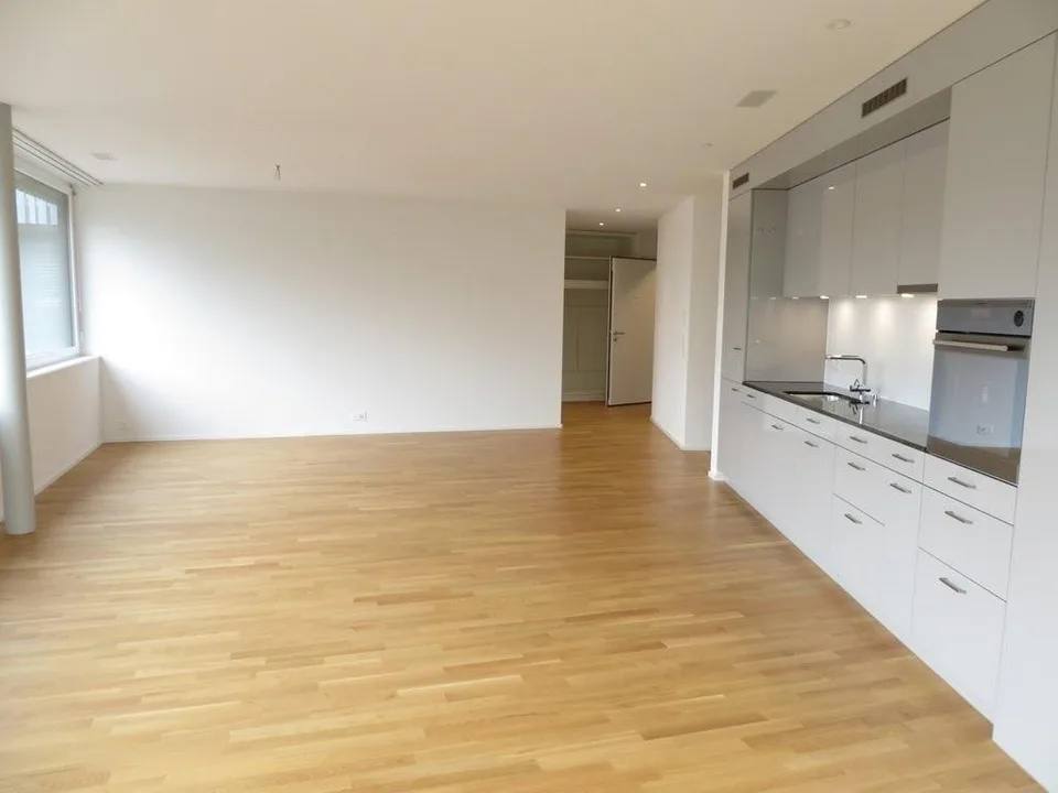 Habitation moderne avec loggia