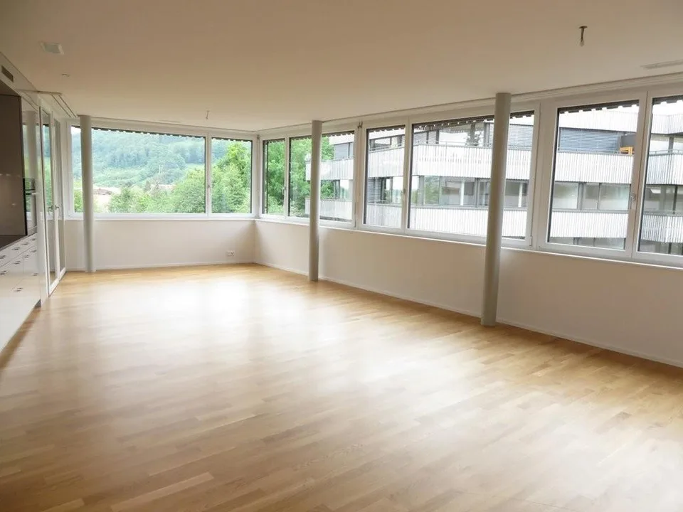 Habitation moderne avec loggia