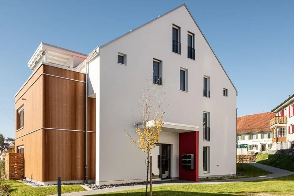 Top moderne Wohnung in Rossrüti