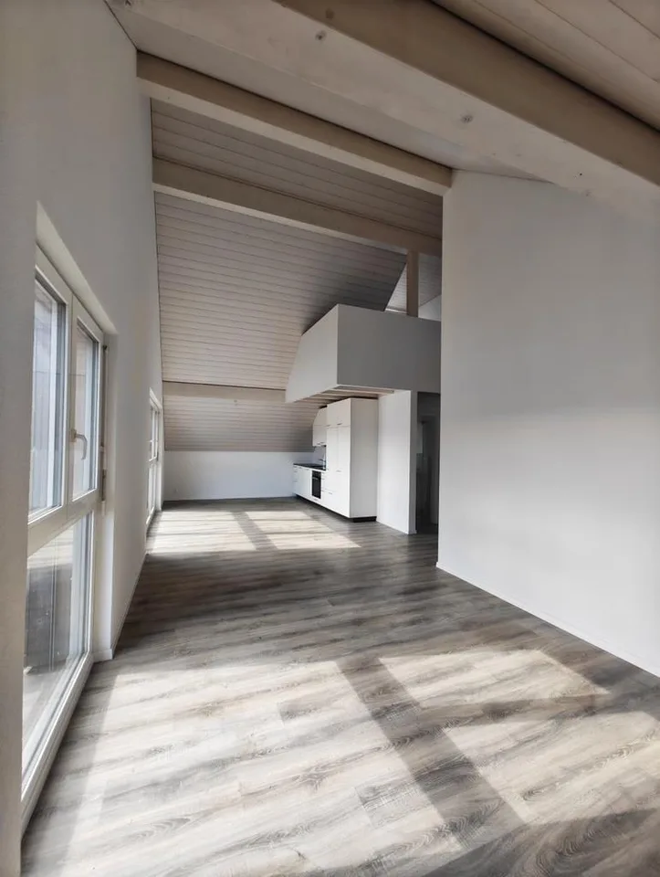 Moderne 3.5-Zimmerduplexwohnung im 3. Stock / Mietzinsaktion