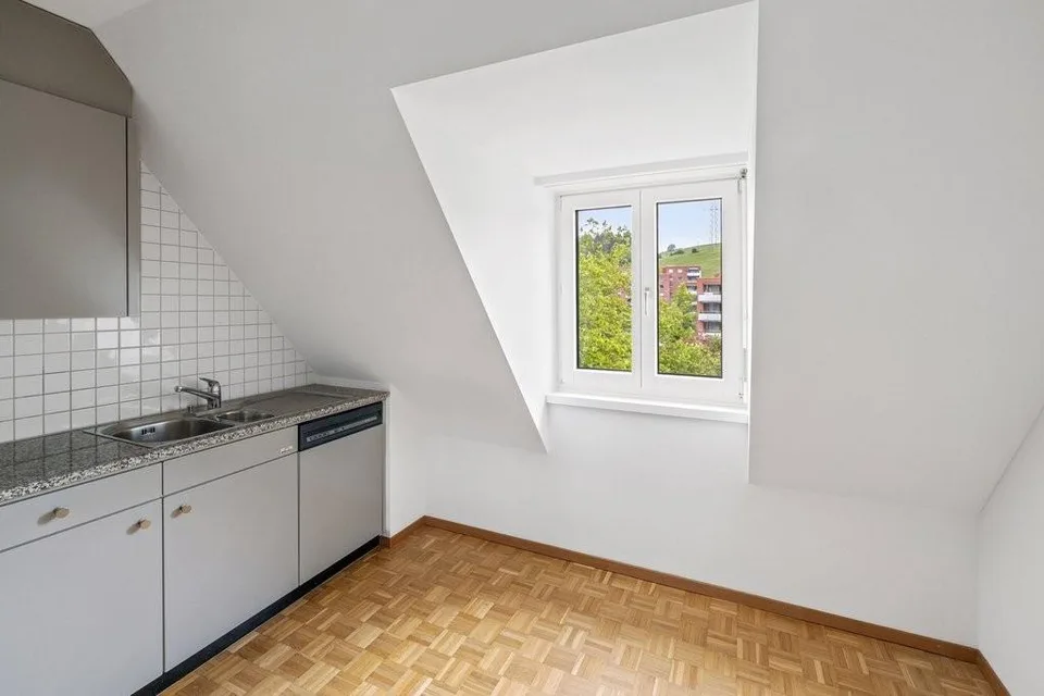 Gemütliche Dachwohnung zwischen Stadt und Natur