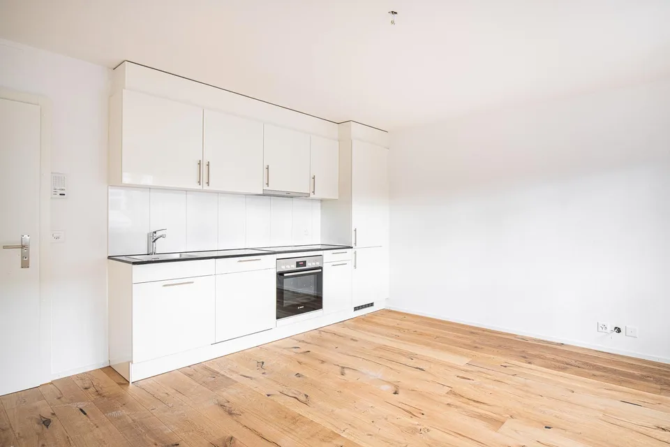 Sanierte 2-Zimmer-Wohnung in Neuhausen
