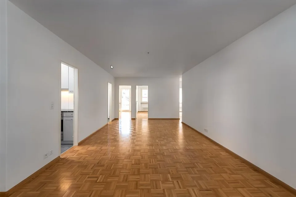 Schöne und helle 4.5 Zimmerwohnung in Binningen – Foto 7 von 12