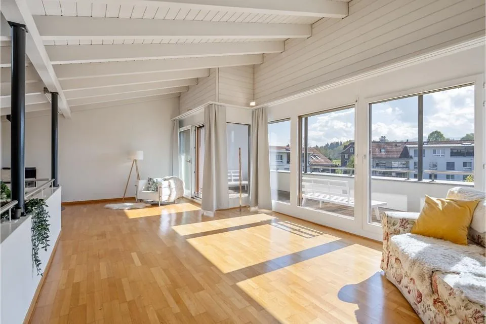 Appartement-maisonnette de rêve de 4,5 pièces avec terrasse, vue sur la montagne et salle de loisirs à Holzhäusern