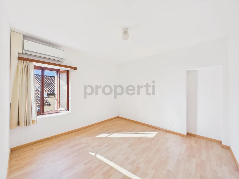 Spaziosa 7.5 locali villetta a schiera con ampia cantina, Alto Malcantone-Mugena